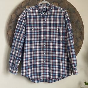 GAP Men’s Banded Collar Brushed Cotton Plaid Shirt